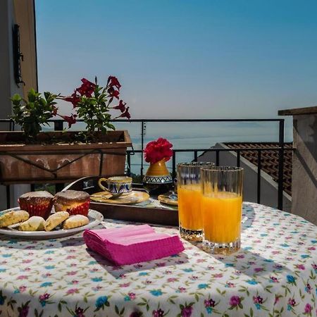 Casa Rosaria Amalfi Coast Bed & Breakfast Vietri sul Mare Exterior photo